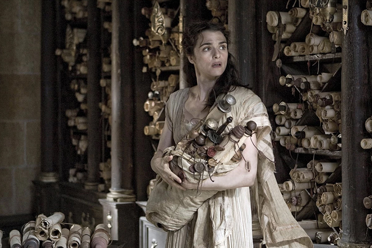 Fotografia de divulga&ccedil;&atilde;o retirada do filme Agora, com a atriz Rachel Weisz no papel de Hip&aacute;tia de Alexandria.