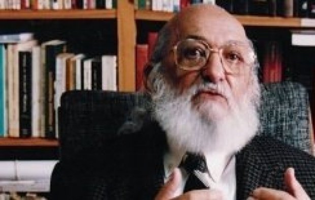 Paulo Freire