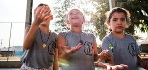 O que diz a BNCC de Educação Física sobre jogos e brincadeiras