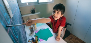 Modelos de jogos, cantigas e crachás para as atividades de nome próprio