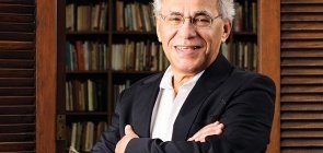 Lino de Macedo: Brincar é mais que aprender