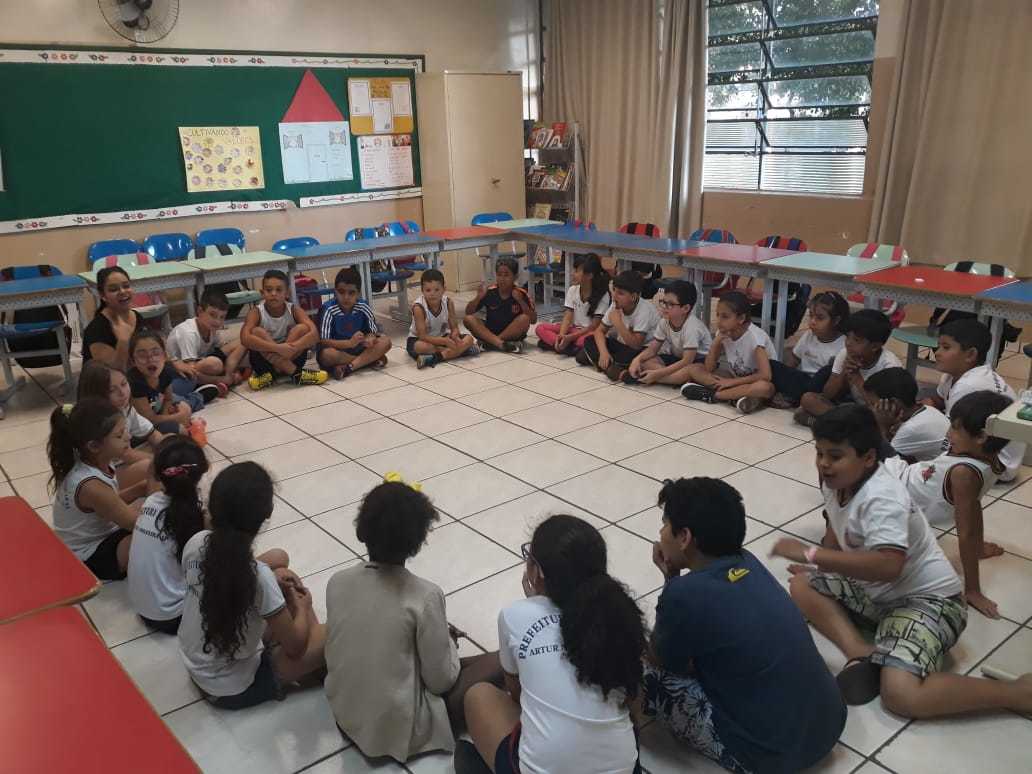Uma assembleia em uma sala de aula do Ensino Fundamental 1 na EMEF Francisco Cardona, em Artur Nogueira (SP)