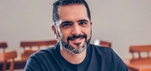 Da lousa para o YouTube: como um professor ressignificou a aula expositiva na quarentena