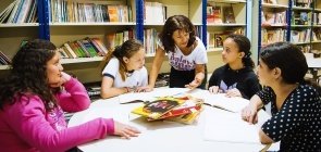 A leitura de mulheres como estratégia de incentivo à literatura