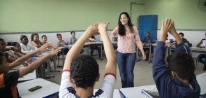 Como essa educadora enfrentou a indisciplina e a violência