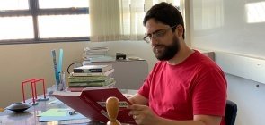 André Luís, o professor que trouxe um método científico para trabalhar óptica
