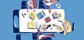 Ilustração de quatro alunos sentados em uma grande mesa