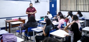 Professor Victor Raposa, eletiva educação sexual